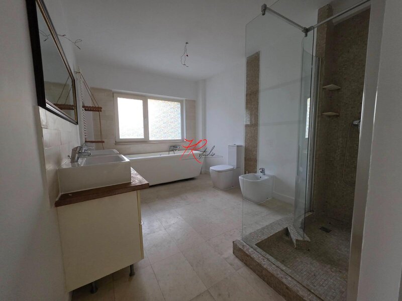 Herastrau, vanzare apartament 3 camere.